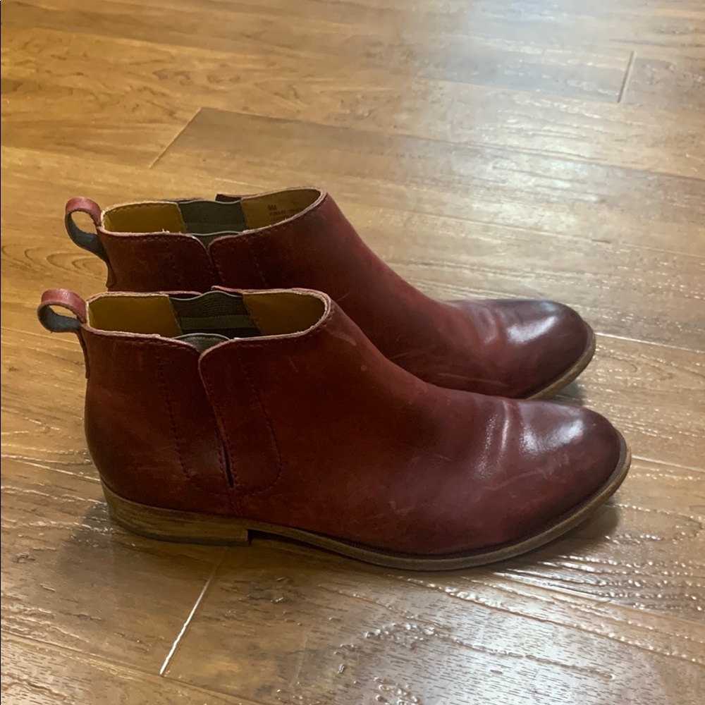 Kork-Ease Leather Chelsea Boots in Burgundy